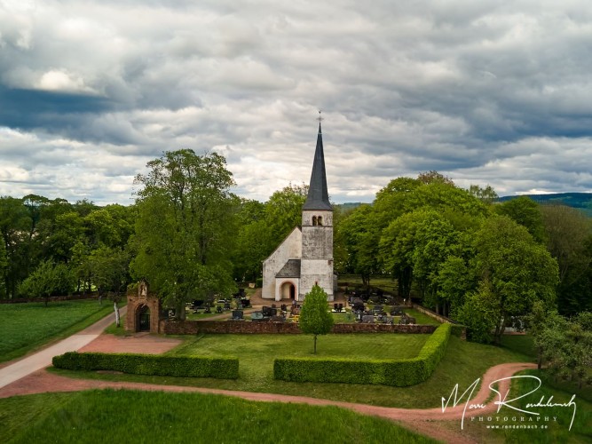 Alte Dorfkirche Kastel-Staadt