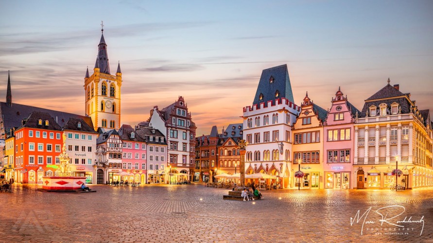 Hauptmarkt Trier im Sonnenuntergang