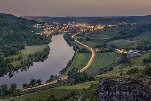 Blick auf Oberbillig

#oberbillig #visittrier #triererleben  #cityview #aussicht #perspective #entspannen #entdecken #träumen  #rheinlandpfalz #rlperleben #rlp #triercity #triergermany #quattropole